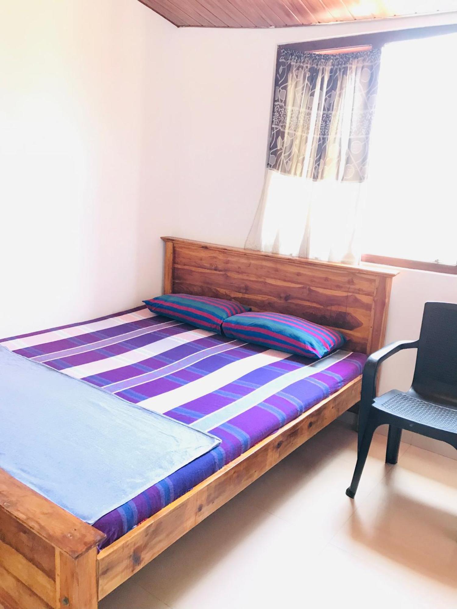 Roshan'S Guest House Hikkaduwa Habitación foto